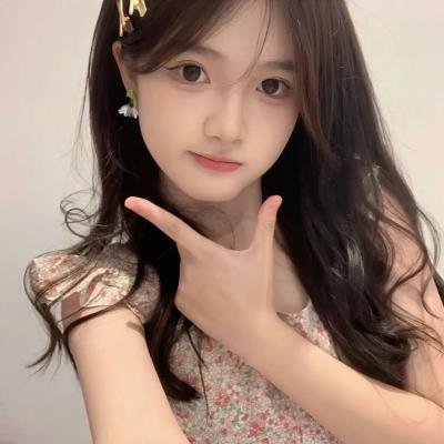 着牛仔裤的钟馗